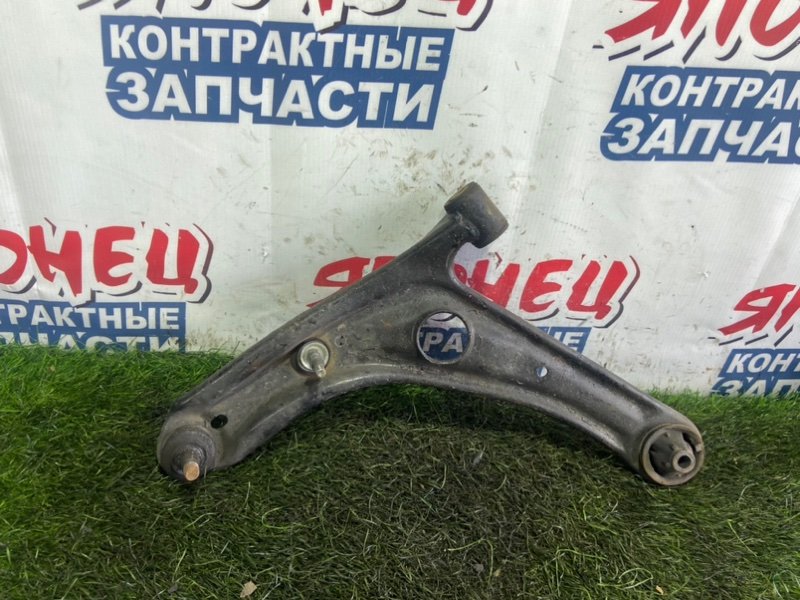 Рычаг нижний TOYOTA FUNCARGO NCP20 2NZ-FE передний левый (б/у)