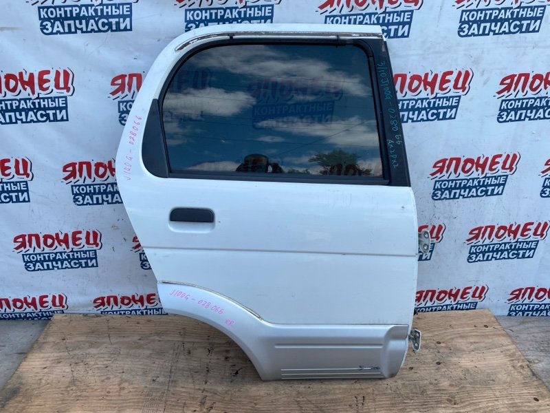 Дверь DAIHATSU TERIOS J100G HC-EJ задняя правая (б/у)
