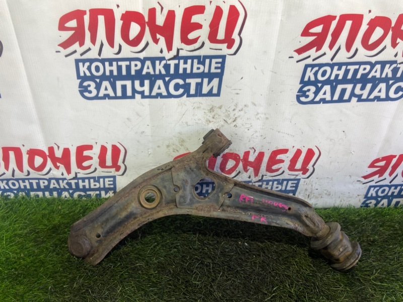 Рычаг нижний HONDA STEPWGN RF1 B20B передний правый (б/у)
