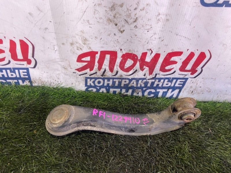 Рычаг верхний HONDA STEPWGN RF1 B20B задний левый (б/у)