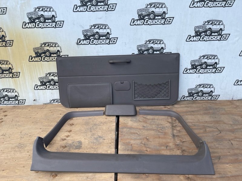 Обшивка двери багажника TOYOTA LAND CRUISER PRADO RZJ95 3RZ-FE (б/у)