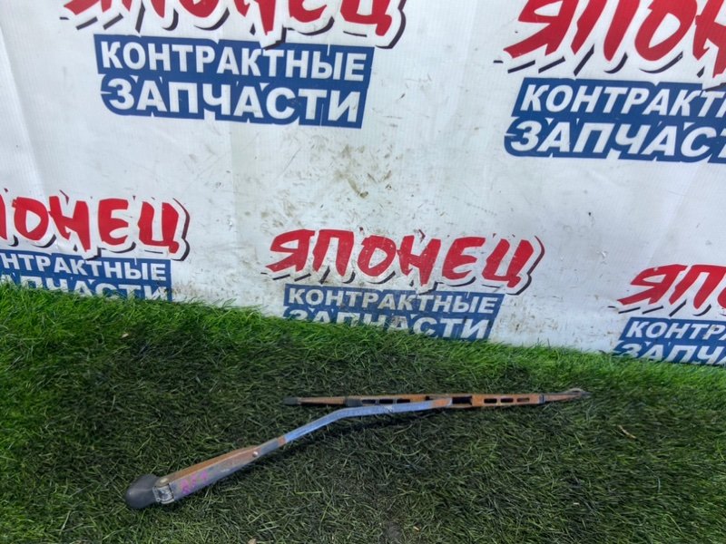 Дворник двери багажника HONDA STEPWGN RF1 B20B (б/у)