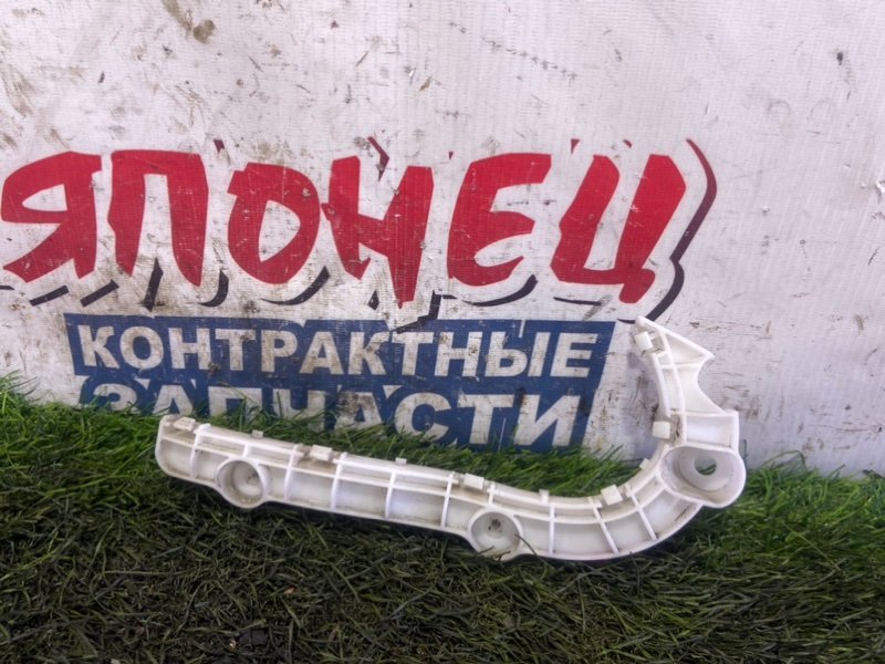 Крепление бампера MITSUBISHI OUTLANDER CW5W 4B12 переднее правое (б/у)