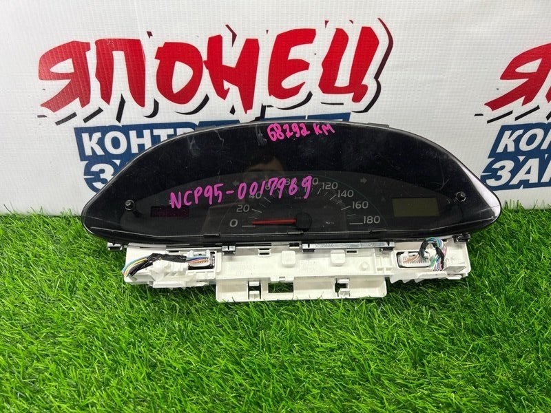 Панель приборов TOYOTA VITZ NCP95 2NZ-FE (б/у)