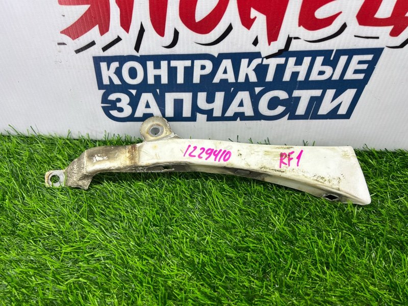 Накладка на крыло HONDA STEPWGN RF1 B20B передняя правая (б/у)