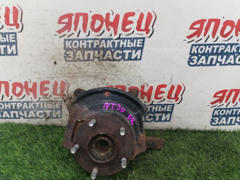 Ступица NISSAN X-TRAIL NT30 QR20DE передняя правая (б/у)