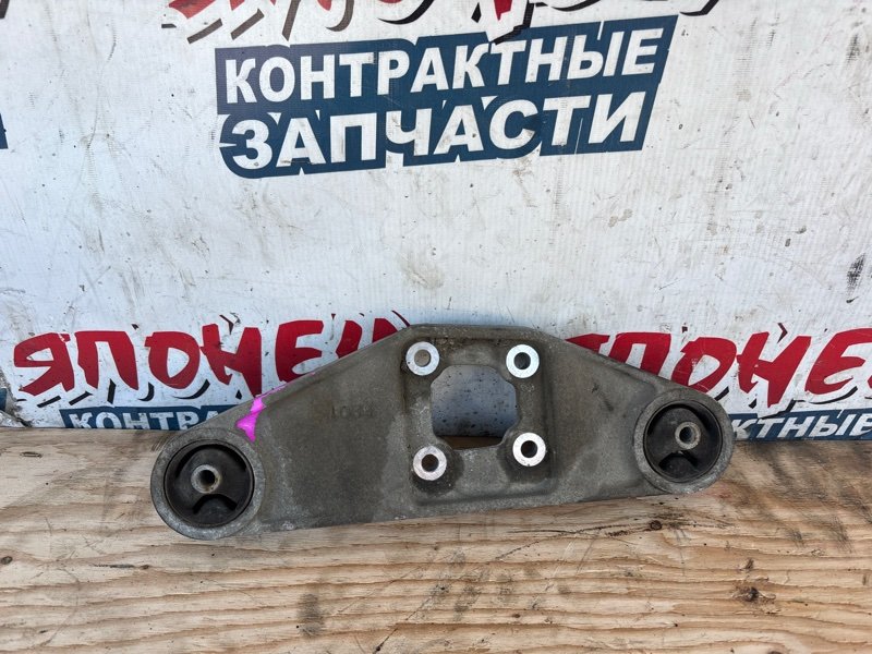 Подушка редуктора TOYOTA RACTIS NCP125 1NZ-FE 2012 задняя (б/у)