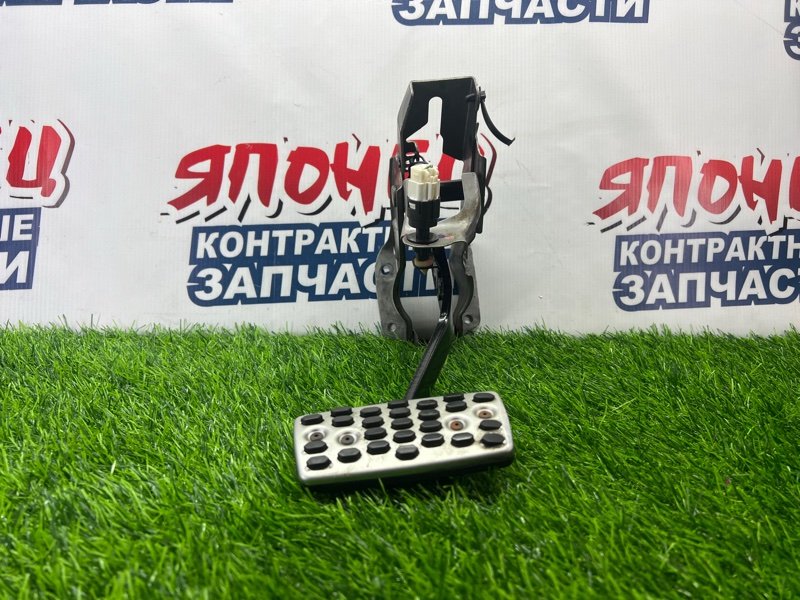 Педаль тормоза HONDA STREAM RN6 R18A (б/у)