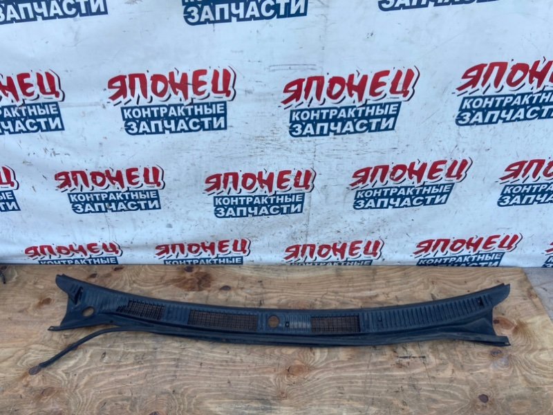 Планка под дворники TOYOTA SPRINTER CARIB AE114 4A-FE (б/у)