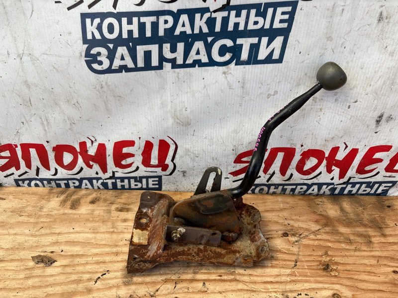 Ручка переключения раздатки MAZDA BONGO SK82M F8 (б/у)