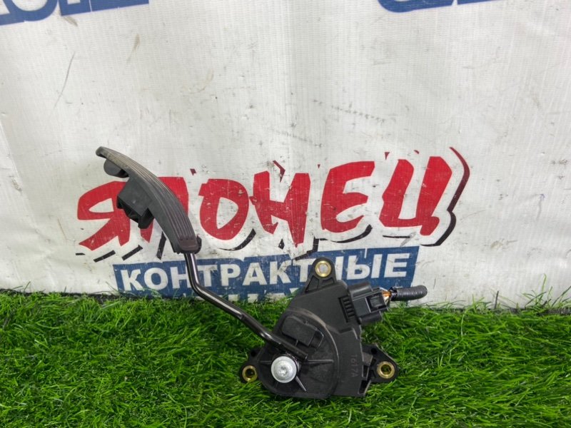 Педаль газа NISSAN DUALIS NJ10 MR20DE (б/у)