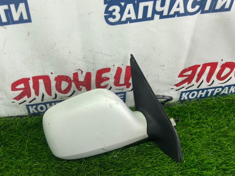 Зеркало TOYOTA FUNCARGO NCP20 2NZ-FE правое (б/у)