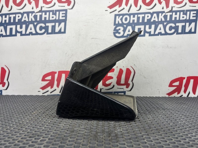 Брызговик HONDA STEPWGN RK5 R20A передний левый (б/у)