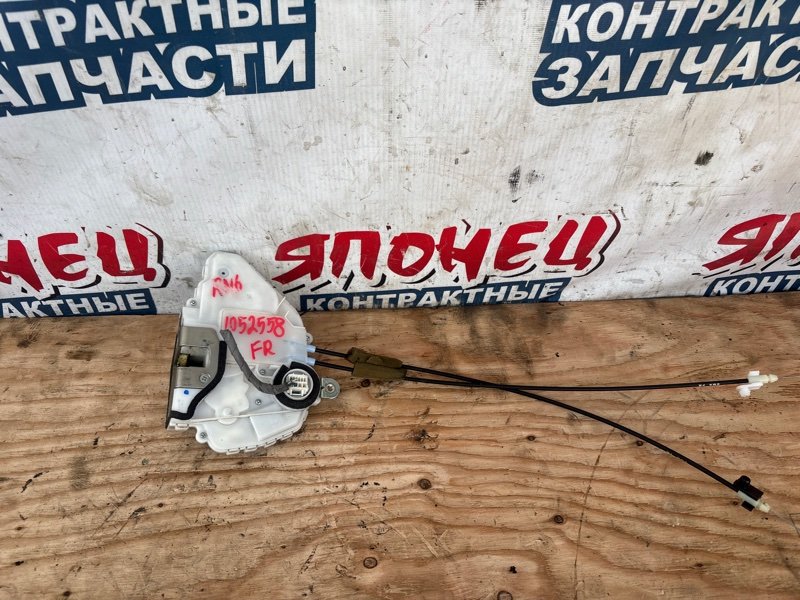 Замок двери HONDA STREAM RN6 R18A передний правый (б/у)