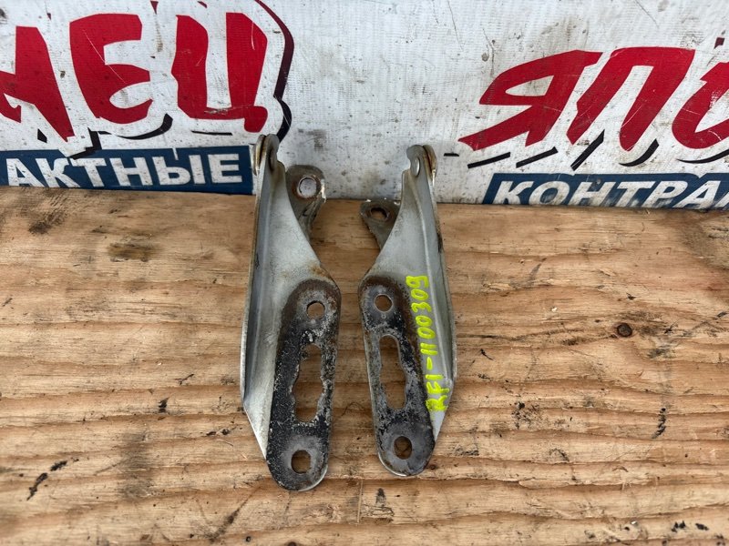 Петля капота HONDA STEPWGN RF1 B20B (б/у)