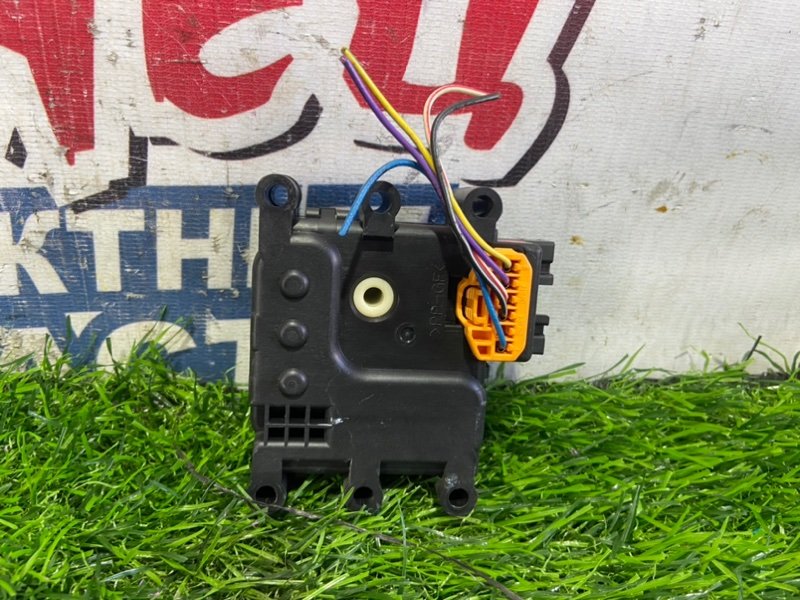 Сервопривод заслонок печки MAZDA ATENZA GY3W L3VE (б/у)