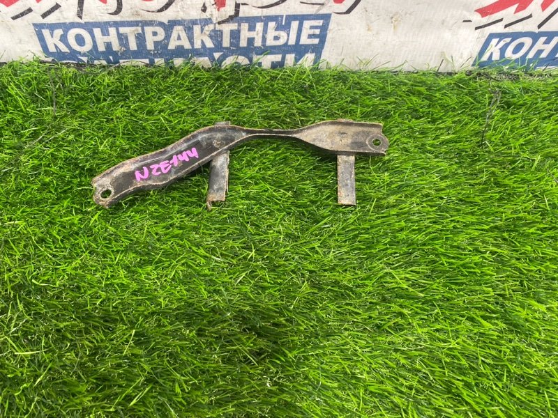 Крепление аккумулятора TOYOTA COROLLA FIELDER NZE144 1NZ-FE (б/у)