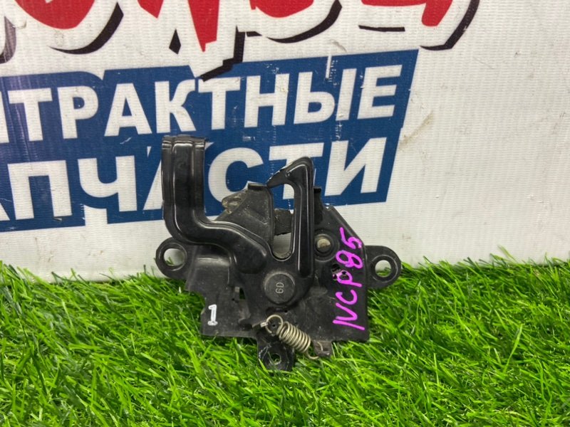Замок капота TOYOTA VITZ NCP95 2NZ-FE (б/у)