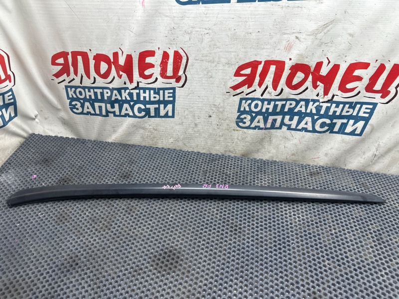 Молдинг лобового стекла HONDA STREAM RN3 K20A правый (б/у)