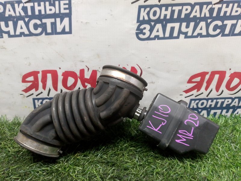 Патрубок воздушного фильтра NISSAN DUALIS KJ10 MR20DE (б/у)
