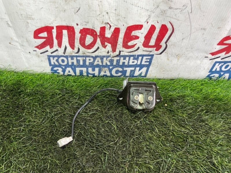 Замок багажника NISSAN TINO V10 QG18DE (б/у)