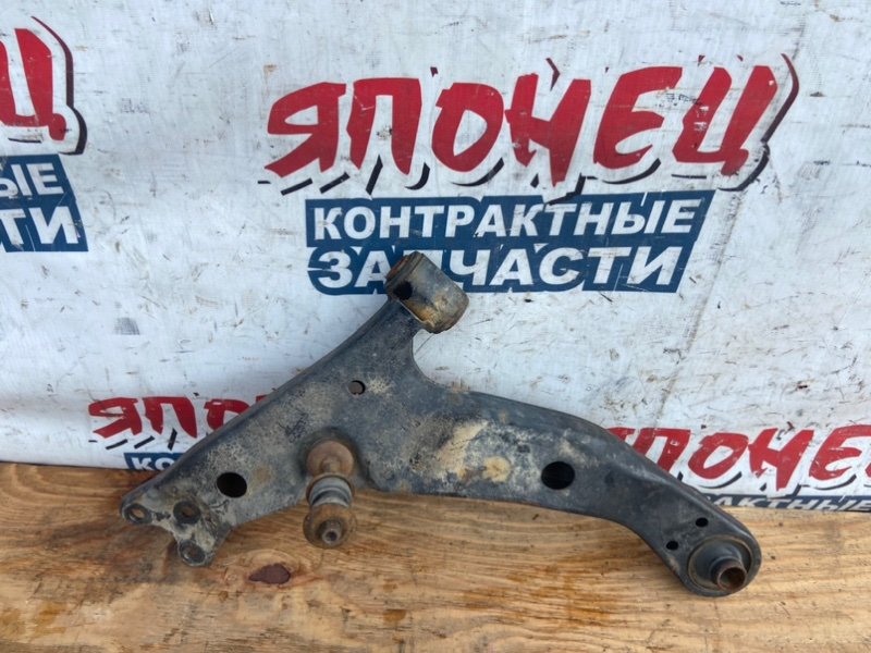 Рычаг нижний TOYOTA SPRINTER CARIB AE114 4A-FE передний левый (б/у)