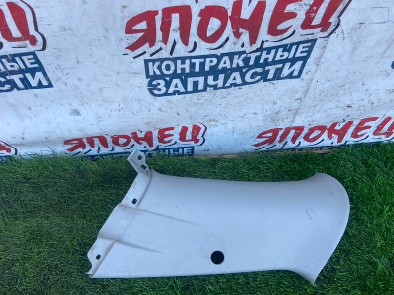 Обшивка стойки кузова TOYOTA ESTIMA AHR10 2AZ-FXE задняя правая (б/у)