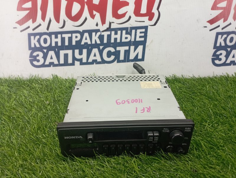 Магнитола HONDA STEPWGN RF1 B20B (б/у)