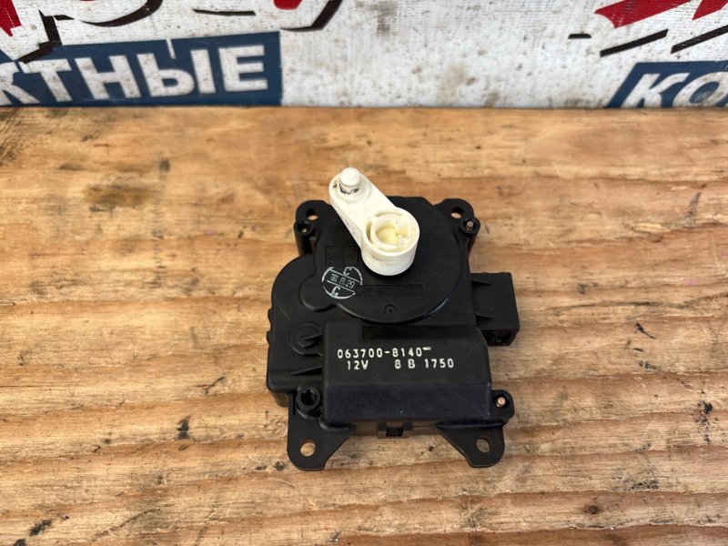 Сервопривод заслонок печки HONDA STEPWGN RF3 (б/у)