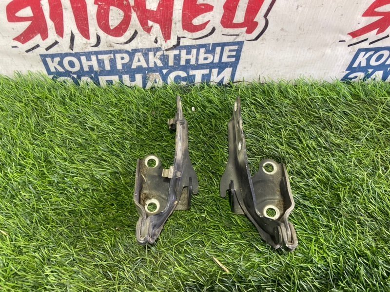 Петля капота TOYOTA ARISTO JZS160 2JZ-GE (б/у)