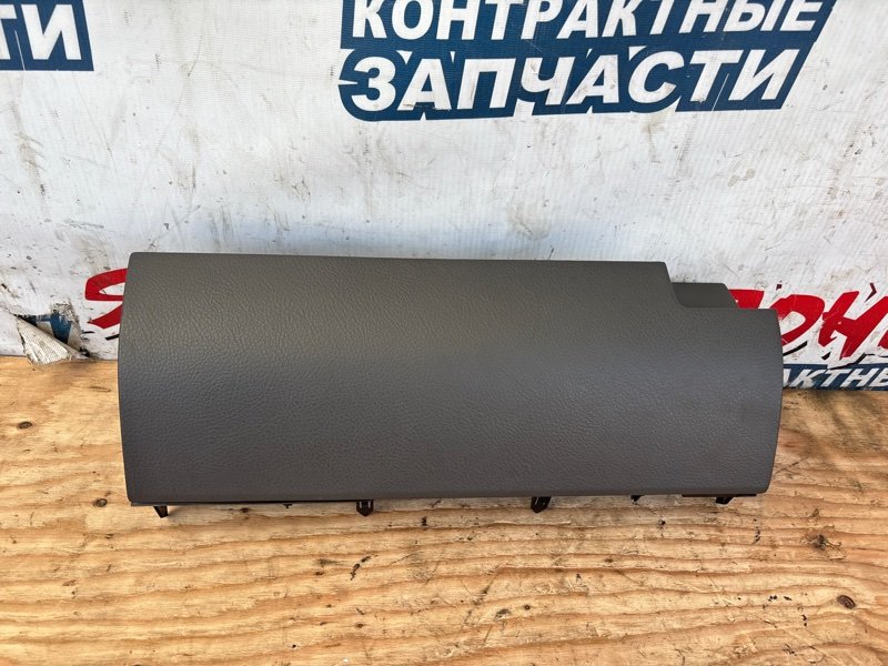 Бардачок TOYOTA ALPHARD MNH15 1MZ-FE (б/у)