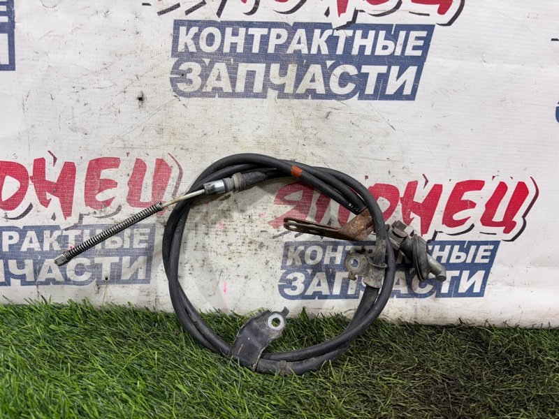 Тросик ручника HONDA FIT GE6 L13A правый (б/у)