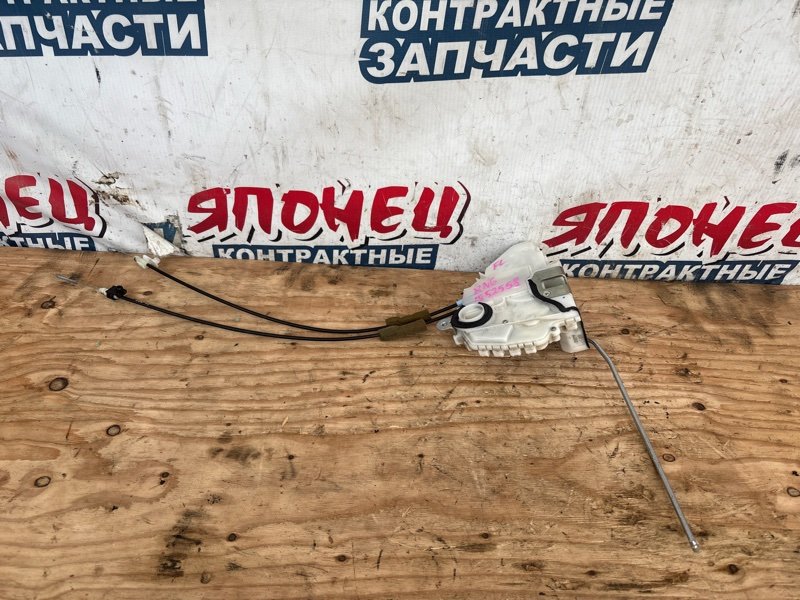 Замок двери HONDA STREAM RN6 R18A передний левый (б/у)