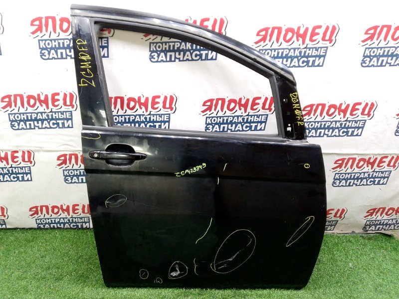 Дверь TOYOTA ISIS ZGM10 2ZR-FAE 2011 передняя правая (б/у)