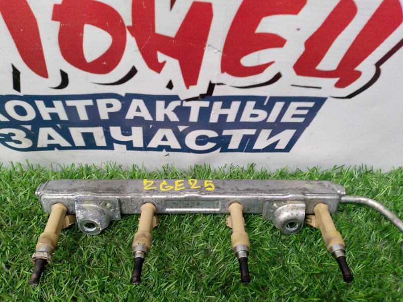 Форсунка TOYOTA WISH ZGE25 2ZR-FAE (б/у)