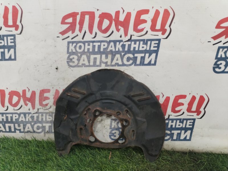 Щиток тормозного диска SUBARU LEGACY BP5 EJ203 передний (б/у)