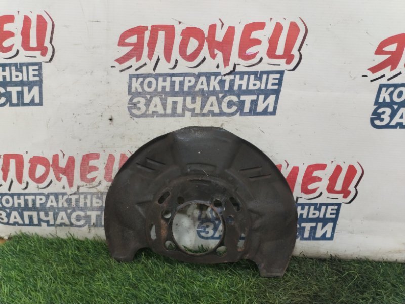 Щиток тормозного диска SUBARU LEGACY BL5 EJ203 передний (б/у)