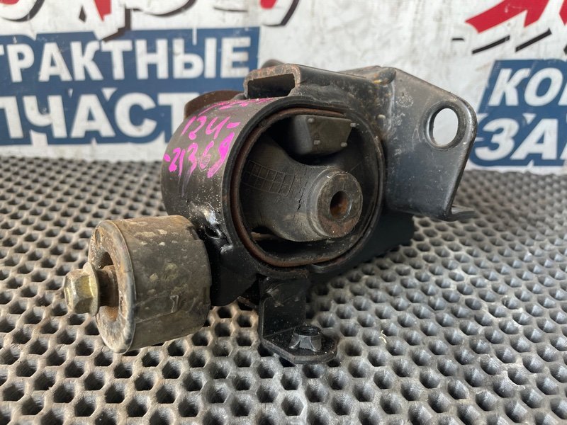 Подушка двигателя TOYOTA COROLLA  FIELDER NZE124 1NZ-FE левая (б/у)