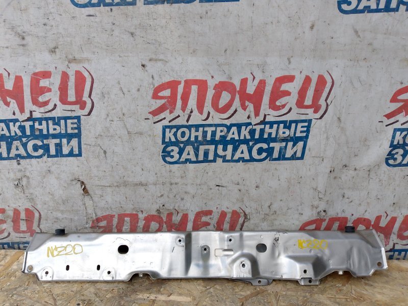 Планка радиатора TOYOTA RAUM NCZ20 1NZ-FE 2006 (б/у)
