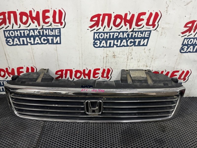 Решетка радиатора HONDA STEPWGN RF1 B20B 2000 (б/у)