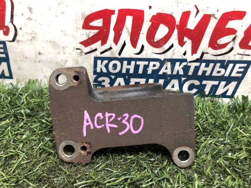 Кронштейн привода TOYOTA ESTIMA ACR30 2AZ-FE 2002 передний правый (б/у)
