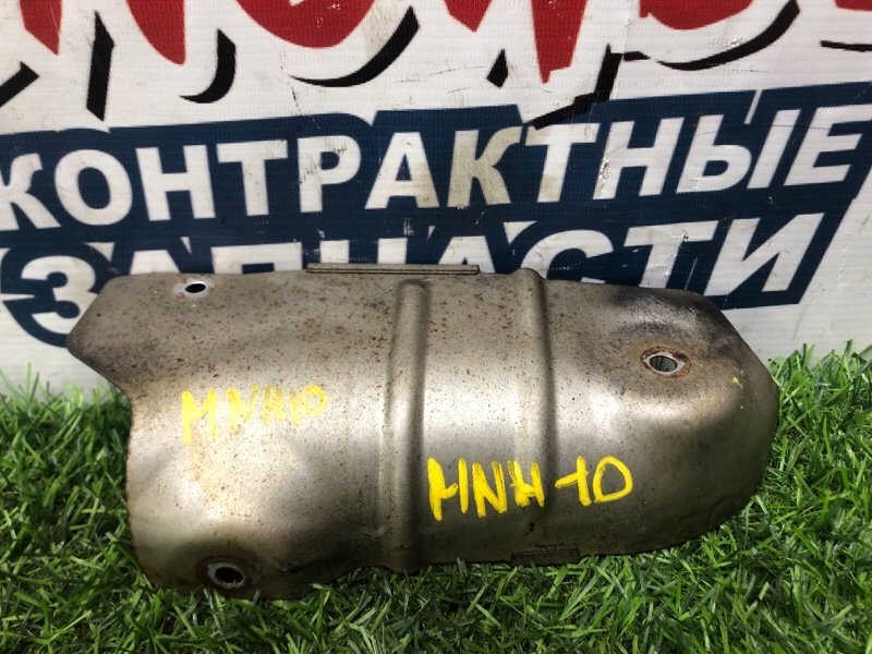 Защита выпускного коллектора TOYOTA ALPHARD MNH10 1MZ-FE 2004 (б/у)