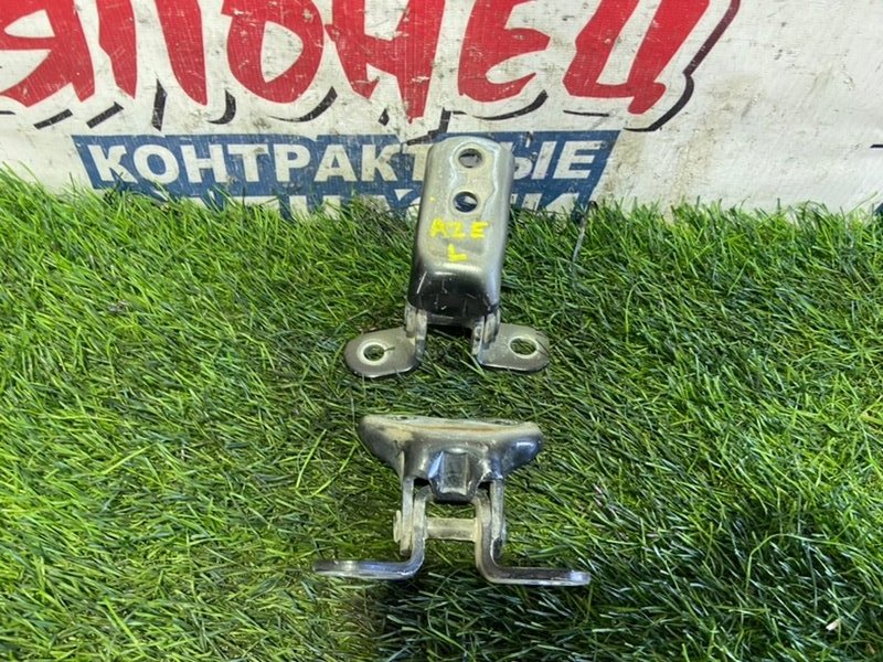 Петля двери TOYOTA BLADE AZE156 2AZ-FE передняя левая (б/у)