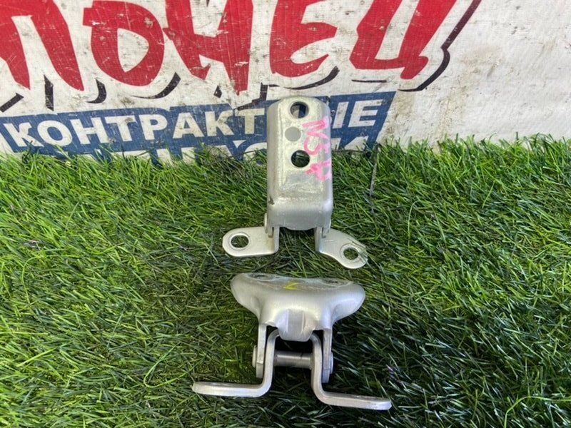 Петля двери TOYOTA RACTIS NSP120 1NR-FE передняя левая (б/у)