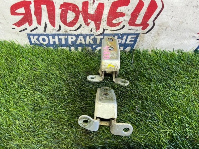 Петля двери HONDA ELYSION RR5 J35A передняя левая (б/у)