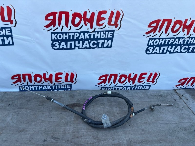 Тросик ручника TOYOTA VOXY ZRR70 3ZR-FAE правый (б/у)