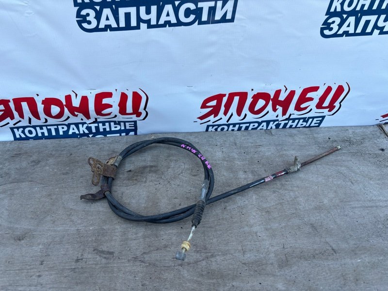 Тросик ручника TOYOTA PRIUS NHW20 1NZ-FXE правый (б/у)