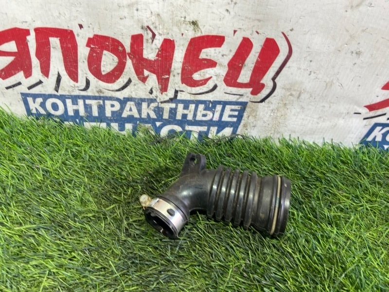 Патрубок воздушного фильтра HONDA N-WGN JH1 S07A (б/у)