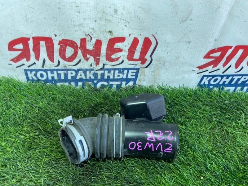 Патрубок воздушного фильтра TOYOTA PRIUS ZVW30 2ZR-FXE (б/у)