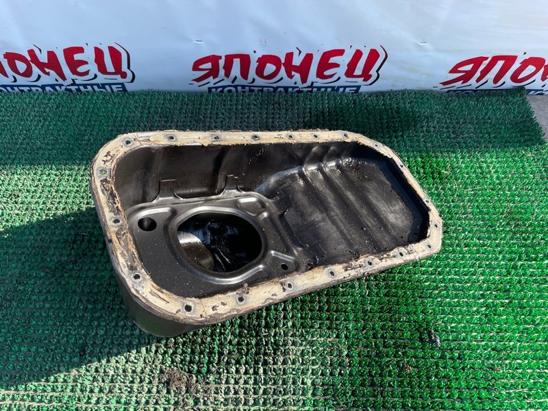 Поддон TOYOTA 5A-FE (б/у) Поддон TOYOTA 5A-FE (б/у)